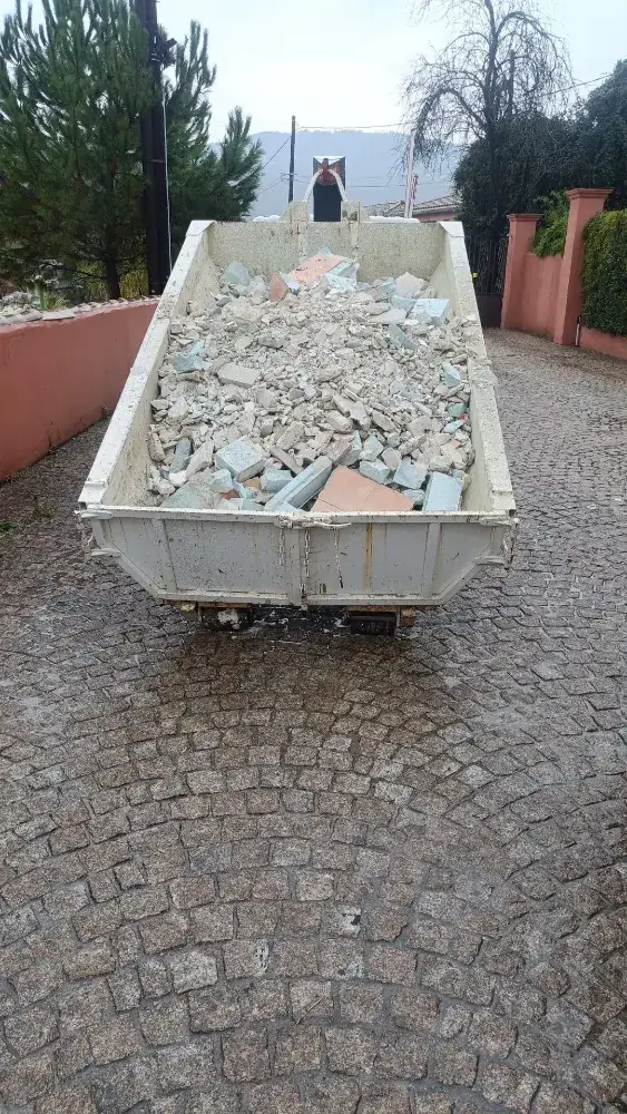 Évacuation des gravats et matériaux lourds